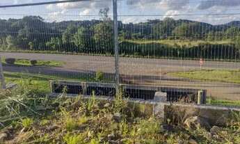Imagem 3: Terreno, frente rota do sol, vila seca