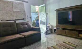 Imagem 4: VENDO CASA COM LOJA INCLUÍDA,CASA DE 3 ANDAR, 8 CÔMODOS,UM DOS CÔMODOS COM HIDROMASSAGEM