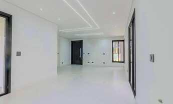 Imagem 4: Casa em Condomínio com Vista Livre, 4 Quartos, 2 Vagas à venda, 190 m² - Santa Cândida - C