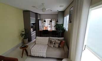 Imagem: Linda e graciosa casa a venda, com 2 dormitórios