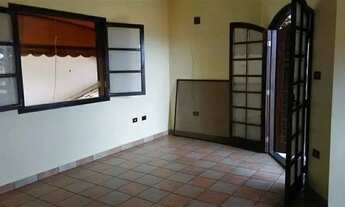 Imagem 7: Sobrado para aluguel e venda com 242 metros quadrados com 3 quartos