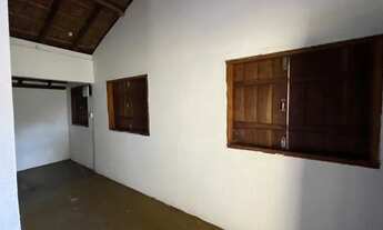 Imagem 5: Casa a venda em Delfinópolis MG 4 quartos 3 banheiros cozinha e garagem coberta