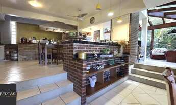 Imagem: Belíssima residência com 4 dormitórios