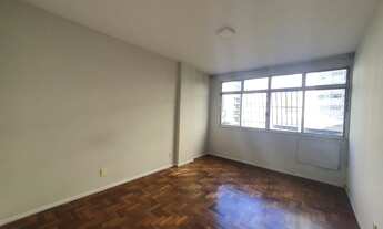 Imagem 2: Apartamento para aluguel e venda com 120 metros quadrados com 3 quartos em Icaraí - Niteró