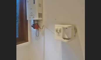 Imagem 5: Apartamento em prédio antigo, em rua bucólica, reformado