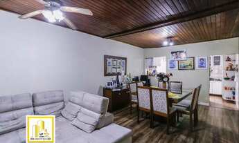 Imagem 5: Linda Casa de 02 Aconchegantes Dormitórios + 02 Suítes + Edícula + Vaga de Garagem Coberta