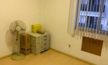 Imagem 4: Vendo amplo apartamento 3 quartos sendo 1 suíte, 2 vagas, Bairro Pelinca