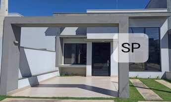 Imagem: Casa térrea espaçosa à venda no Condomínio