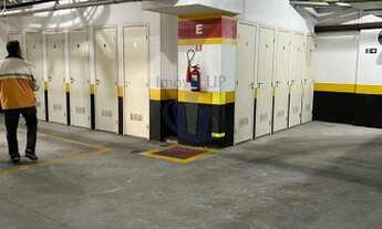 Imagem 6: Apto de 3 dormitórios, 1 suíte, 1 vaga, mobiliado, dependência de empregada