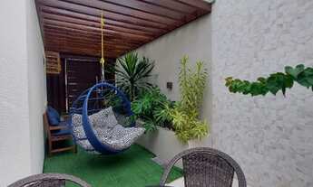 Imagem 3: Casa de condomínio para venda tem 140 metros quadrados com 4 quartos