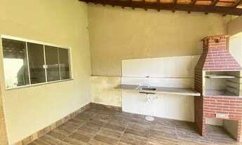 Imagem: Casa à venda com 3 quartos em Setor Garavelo