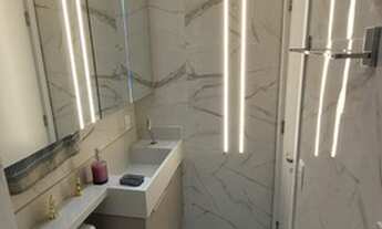 Imagem 5: Lindo Apartamento reformado e mobiliado para venda com 1 suíte e sala ampliada