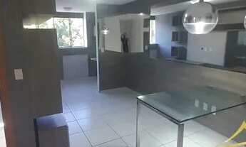 Imagem 2: Apartamento em Tirol com 2/4 Sendo 1 Suite, 57m², 1 Vaga Coberta