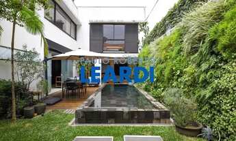 Imagem: SOBRADO - JARDIM EUROPA - SP