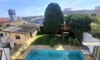 Imagem: Casa à venda 05 quartos sendo 04 suítes