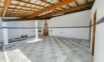 Imagem 5: Casa alto padrão com ampla área de lazer