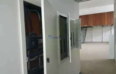 Imagem 11: Amplo Galpão Reformado