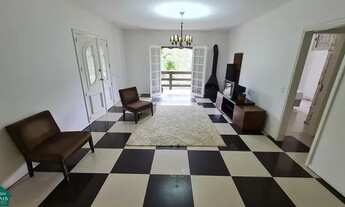 Imagem 5: Casa para aluguel e venda possui 180 metros quadrados com 4 quartos em Araras - Petrópolis