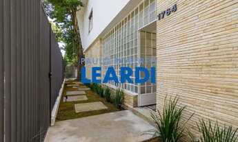 Imagem: CASA ASSOBRADADA - MOEMA PÁSSAROS - SP