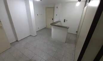 Imagem 2: Escritório para aluguel possui 55 metros quadrados com 3 quartos em Catete - Rio de Janeir