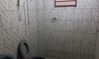 Imagem 4: Alugo está casa 2 cômodos e banheiro