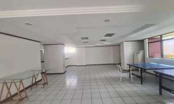 Imagem 2: Caminho das Arvores 4/4 sendo 2 suítes, andar alto, 124 metros