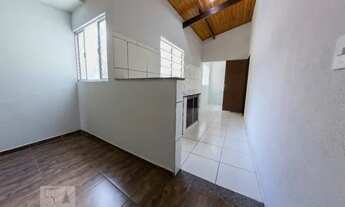 Imagem 4: Casa para Aluguel - Água Fria, 1 Quarto, 35 m2
