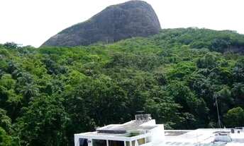 Imagem: Excelente cobertura no Alto Leblon com vista