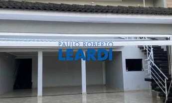 Imagem: CASA ASSOBRADADA - DOS CASA - SP