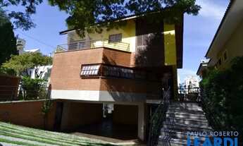 Imagem 2: CASA ASSOBRADADA - ALPHAVILLE - SP