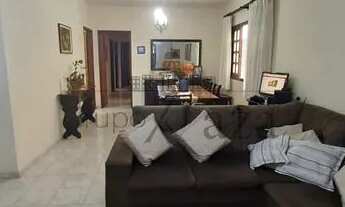 Imagem 2: Jacarei - Casa Padrão - Parque Brasil