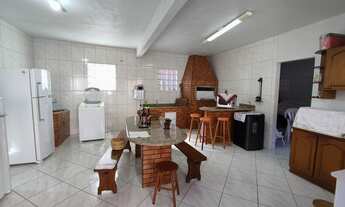 Imagem 4: Ótima casa à venda na Praia da Gamboa, em Garopaba.<br><br>O imóvel em madeira