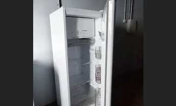 Imagem 2: Kit net/ loft mobiliado no centro de santarem