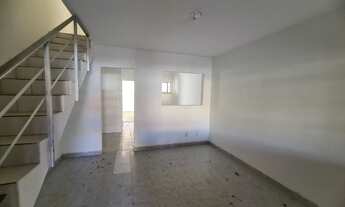 Imagem 2: Casa para venda com 80 metros quadrados com 2 quartos em Stella Maris - Salvador - Bahia