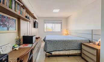 Imagem 5: Sobrado para venda possui 347 metros quadrados com 4 quartos em Residencial Granville - Go