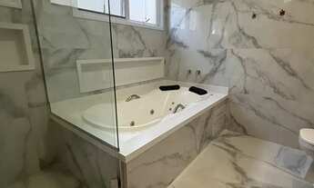 Imagem 4: Casa para aluguel possui 380 metros quadrados com 5 quartos