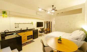 Imagem 2: Loft mobiliado c/ varanda privativa - Centro