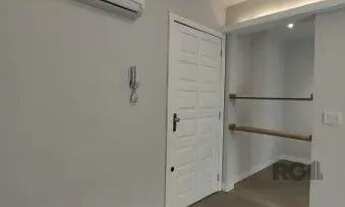 Imagem 4: Apartamento de 2 dormitórios no bairro Petrópolis