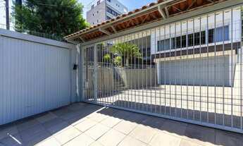 Imagem 2: Casa de alvenaria, 4 dormitórios, 2 suítes, bairro Cristal