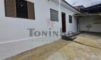 Imagem: Casa fundos 1 dorm com garagem