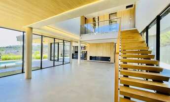 Imagem 12: Casa com 4 suítes para aluguel tem 363 metros