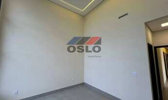 Imagem 7: CASA COM 04 QUARTOS, SENDO 03 PLENAS E 01 SUÍTE MASTER, LOCALIZADA NO ALPHAVILLE, SENADOR