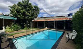 Imagem 2: Casa à venda - Área gourmet com piscina