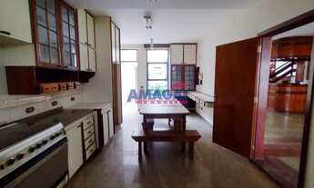 Imagem 7: Lindo sobrado para locação no centro