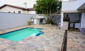 Imagem 2: Casa à Venda Aldeia da Serra com 500 m², 4 quartos, 2 suítes Piscina aquecida