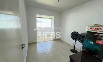 Imagem 4: Venda Aldeia do Oeste - 2 quartos com tamanho de 3 pertinho da Alameda das Rosas!