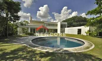 Imagem: Casa de condomínio em Alameda Juriti