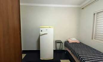 Imagem 3: Linda kitnet localizada no bairro Residencial Veneza, próximo à Avenida Robert Koch