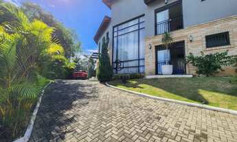 Imagem 6: 5 Suítes, Área Gourmet, Piscina, 800m² de Lazer e Conforto!