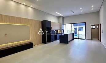 Imagem 2: Casa à venda em Maringá, Jardim Itália, com 3 suítes, com 213 m²